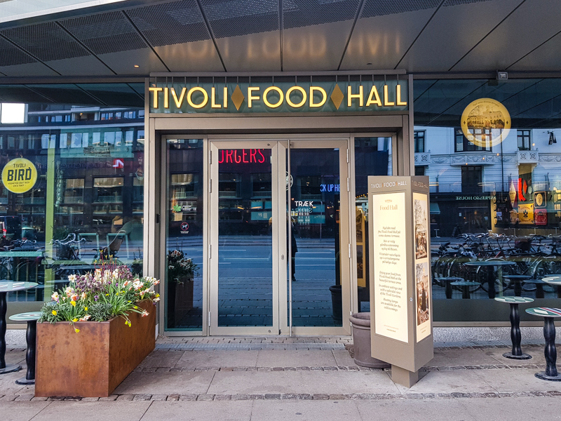 Ravintolavinkkejä kööpenhaminaa Tivoli Food hall