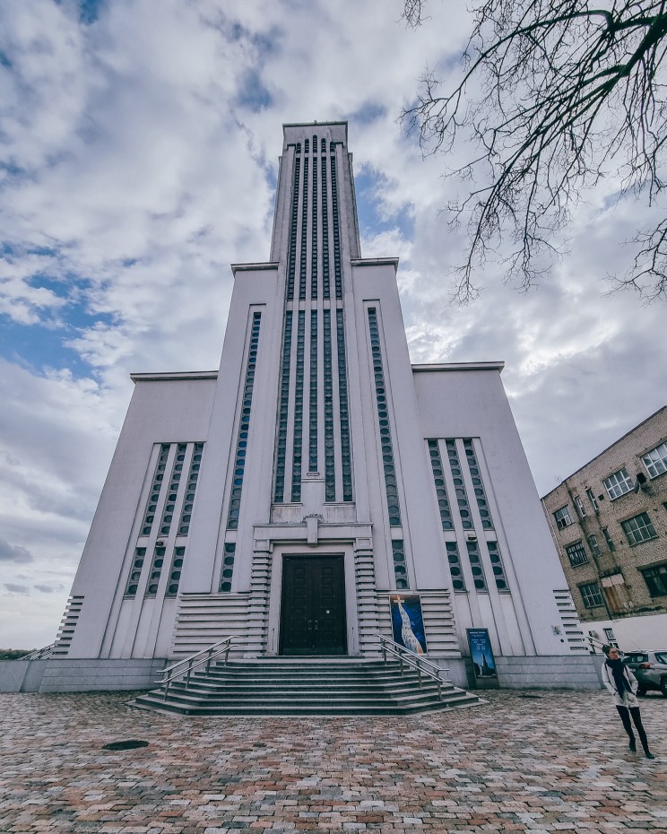 Jeesuksen ylösnousemuksen kirkko Kaunas